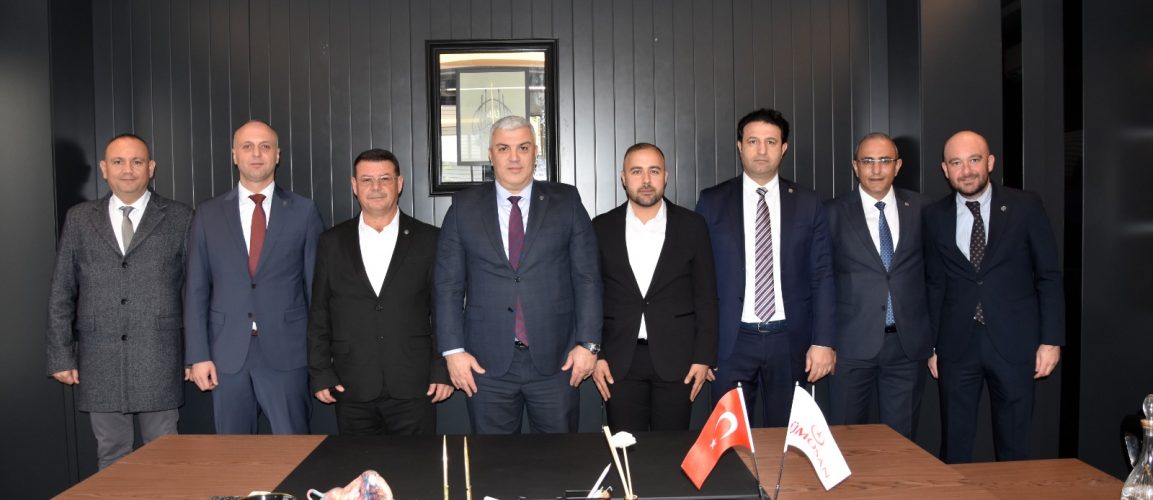 TÜMOSAN BAYİSİ İŞLEK TRAKTÖR, ADANA’DA YENİ PLAZA AÇILIŞINI GERÇEKLEŞTİRDİ